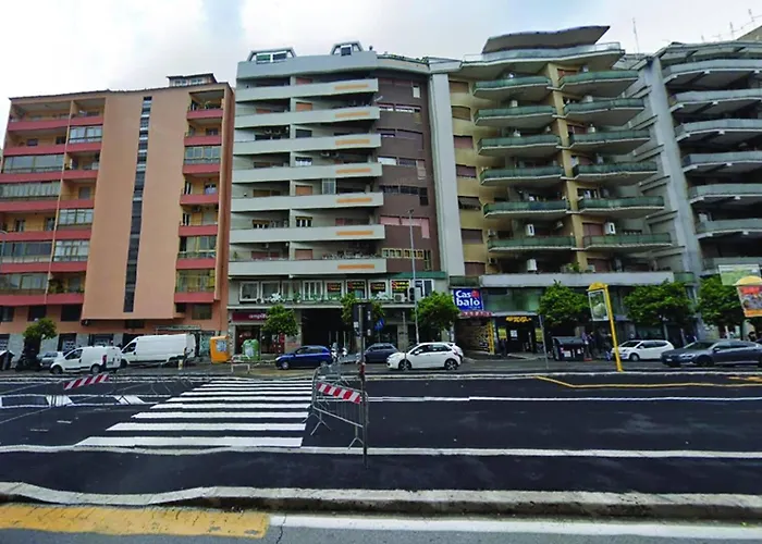 בית הארחה Pretty Tiburtina 4*